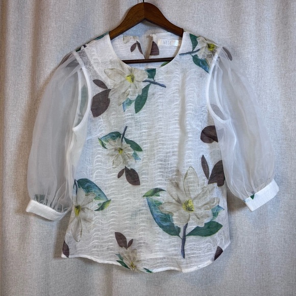 Bysi White Sheer Floral Blouse - Picture 2 of 15